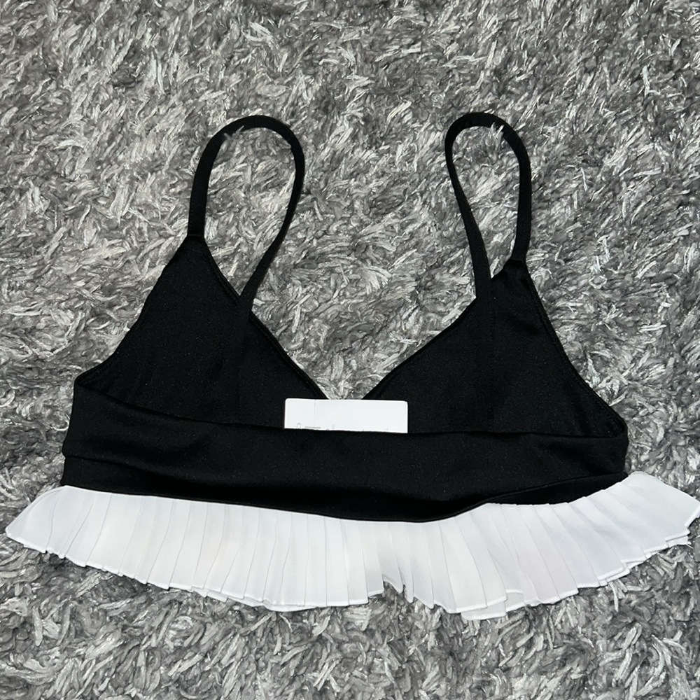 Black and White Pleated Hem Bralette - Picture 3 of 5
